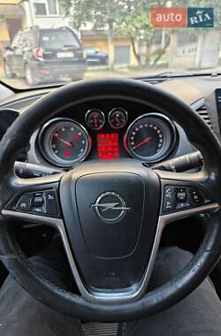 Універсал Opel Insignia 2012 в Івано-Франківську