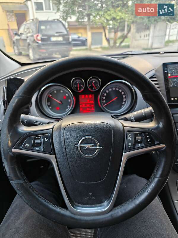 Универсал Opel Insignia 2012 в Ивано-Франковске фото 34 Универсал Opel Insignia 2012 в Ивано-Франковске