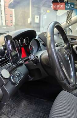 Універсал Opel Insignia 2012 в Івано-Франківську