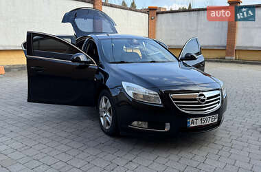 Лифтбек Opel Insignia 2010 в 