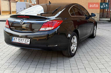 Лифтбек Opel Insignia 2010 в 