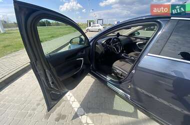 Седан Opel Insignia 2009 в 