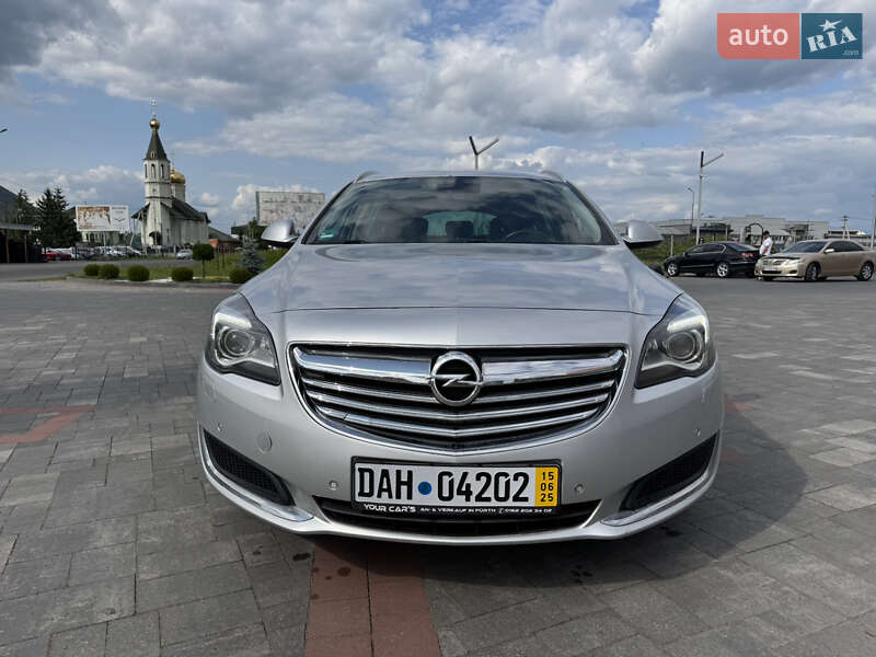 Универсал Opel Insignia 2015 в Хусте