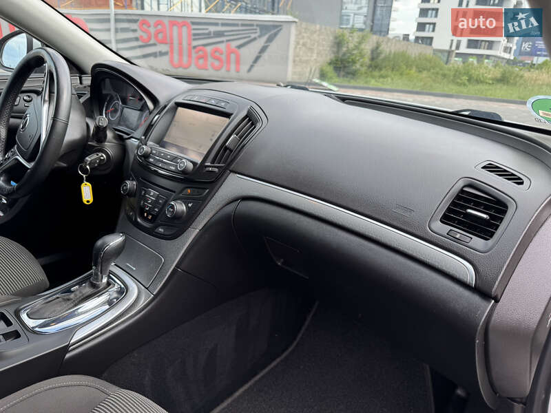 Универсал Opel Insignia 2015 в Хусте