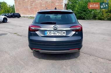 Универсал Opel Insignia 2015 в 
