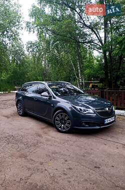 Универсал Opel Insignia 2015 в 