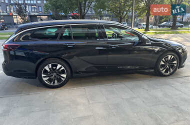 Универсал Opel Insignia 2019 в 