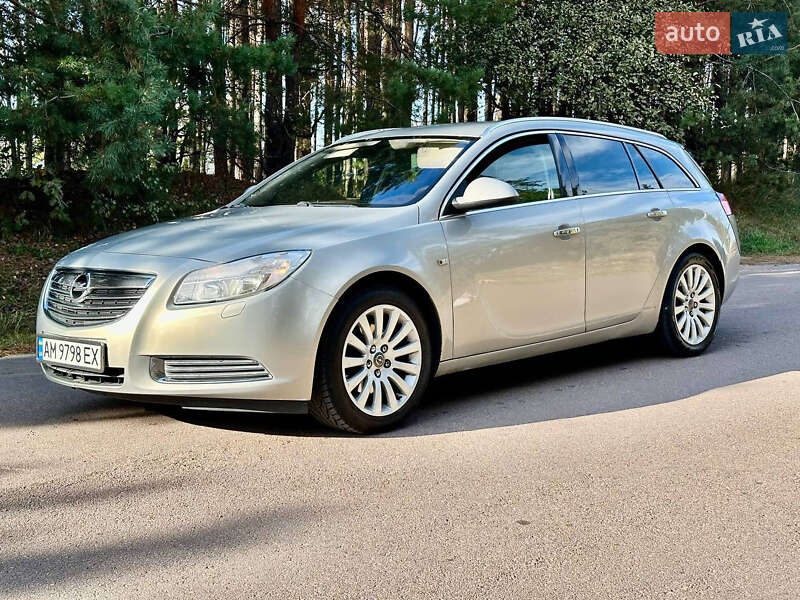 Opel Insignia 2011