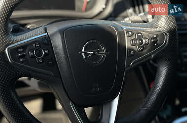Универсал Opel Insignia 2014 в 