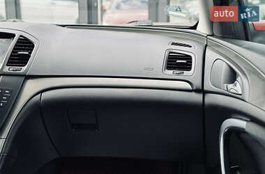 Универсал Opel Insignia 2009 в 