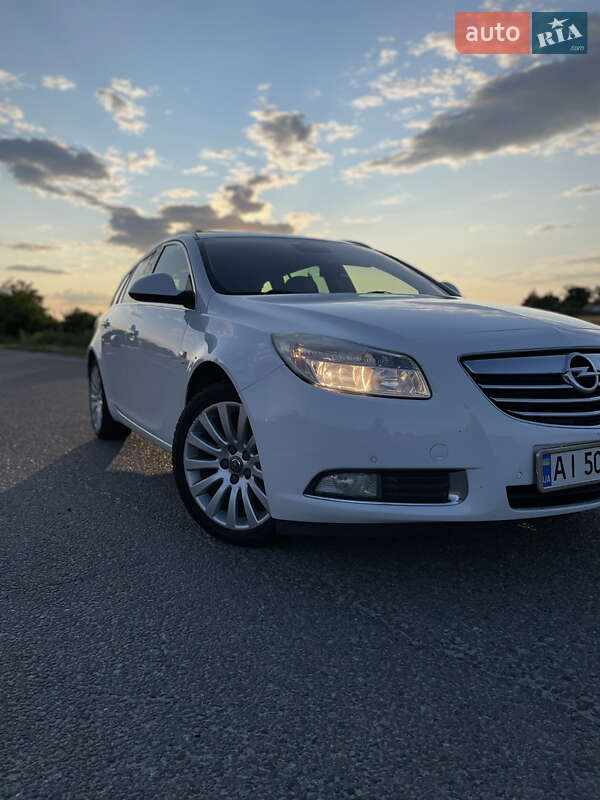 Универсал Opel Insignia 2011 в Львове