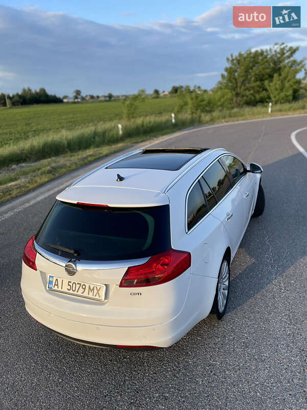 Универсал Opel Insignia 2011 в Львове