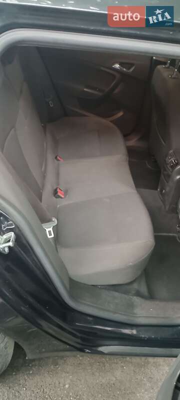 Універсал Opel Insignia 2012 в Харкові