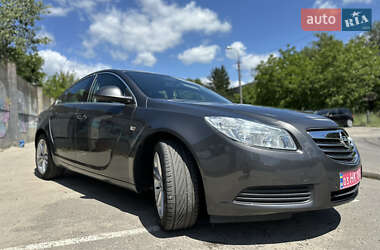 Седан Opel Insignia 2009 в 