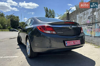 Седан Opel Insignia 2009 в 