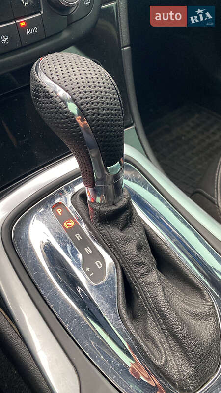 Седан Opel Insignia 2013 в Одесі