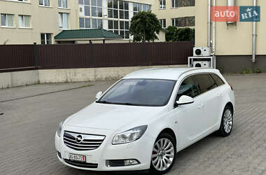 Універсал Opel Insignia 2011 в 