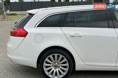 Універсал Opel Insignia 2011 в 