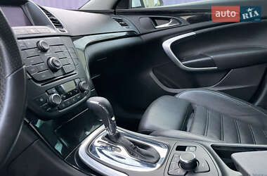 Універсал Opel Insignia 2011 в 