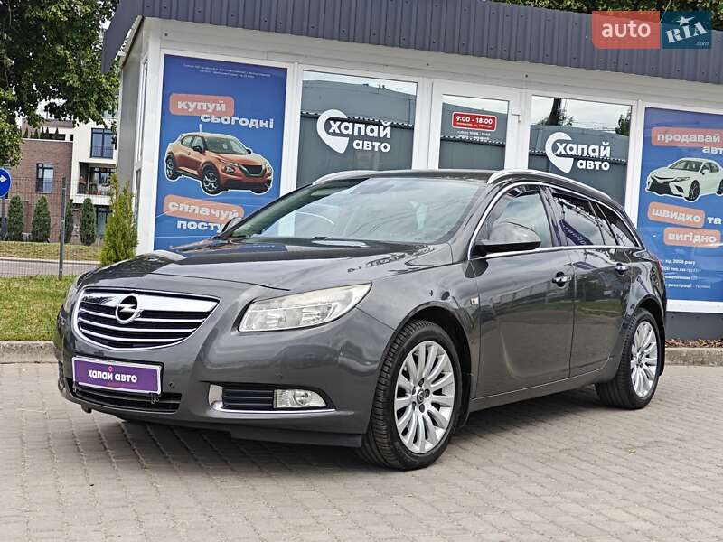 Opel Insignia 2011