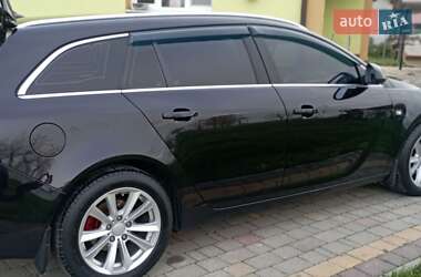 Універсал Opel Insignia 2009 в 