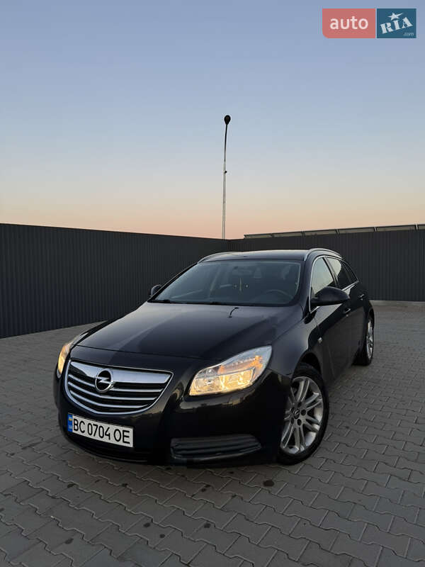 Opel Insignia 2010