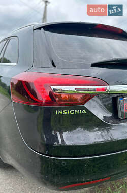 Универсал Opel Insignia 2014 в 
