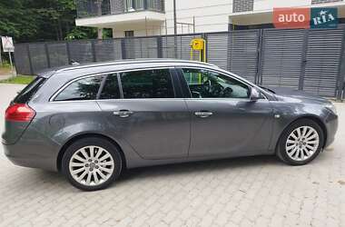 Универсал Opel Insignia 2009 в 