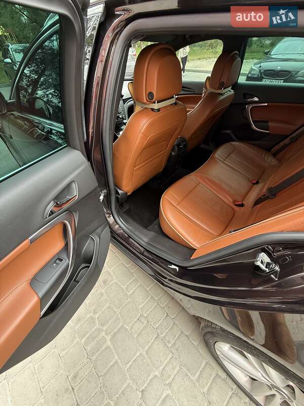 Универсал Opel Insignia 2011 в Луцке
