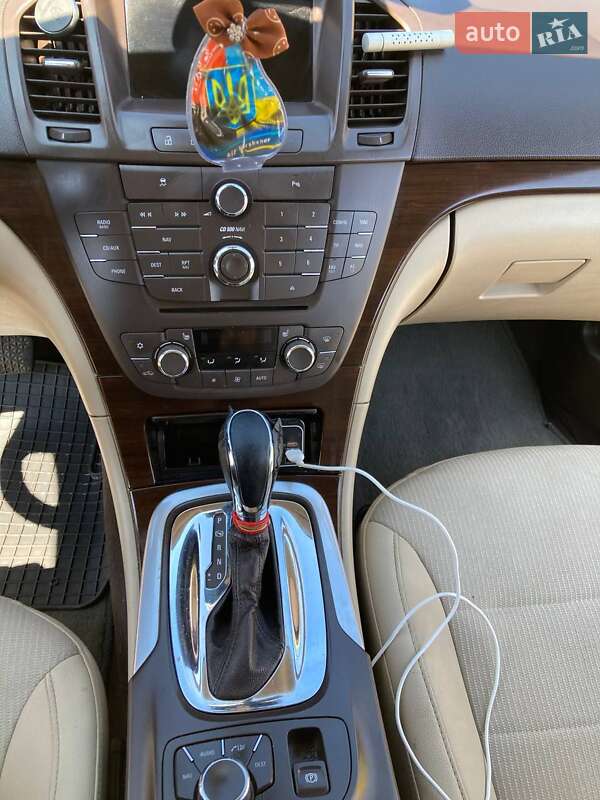 Универсал Opel Insignia 2009 в Смыге