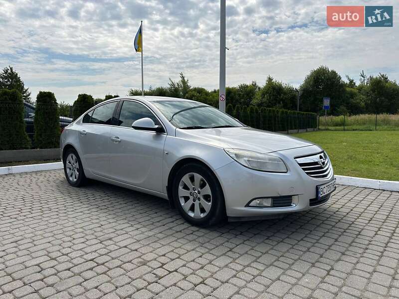 Opel Insignia 2012