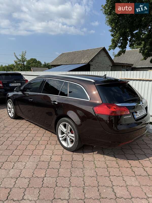 Универсал Opel Insignia 2011 в Луцке