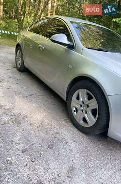 Седан Opel Insignia 2010 в Львові