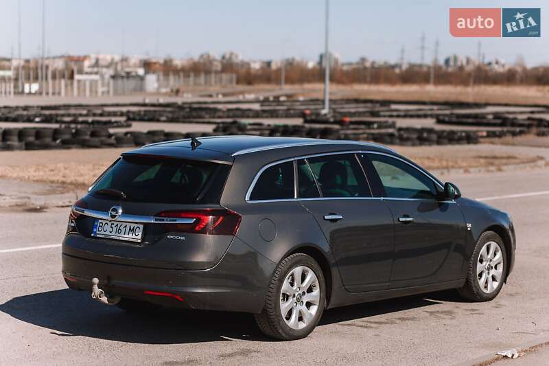 Универсал Opel Insignia 2015 в Львове