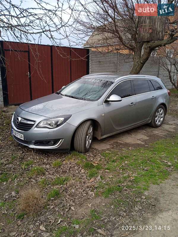 Универсал Opel Insignia 2015 в Днепре