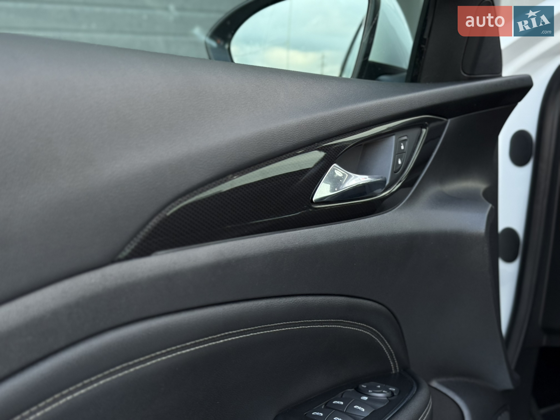 2017 Opel Insignia - мініатюра 20