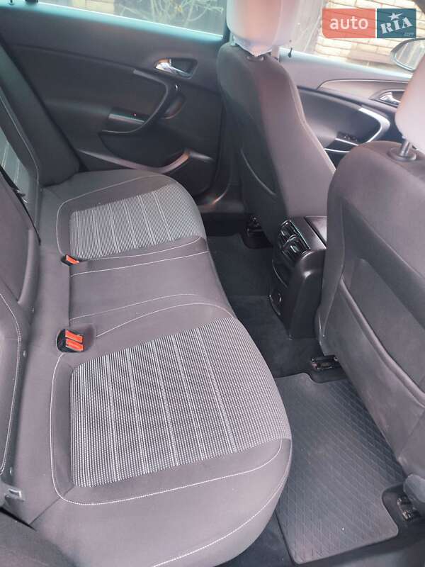 Универсал Opel Insignia 2013 в Виннице