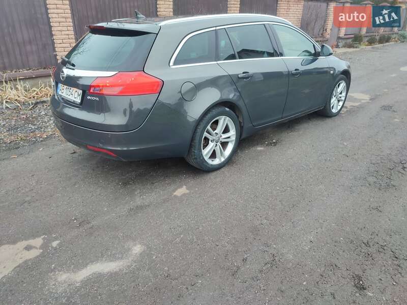 Универсал Opel Insignia 2013 в Виннице