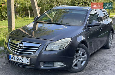 Універсал Opel Insignia 2010 в Золочеві