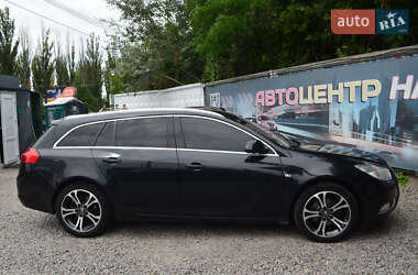 Универсал Opel Insignia 2013 в 