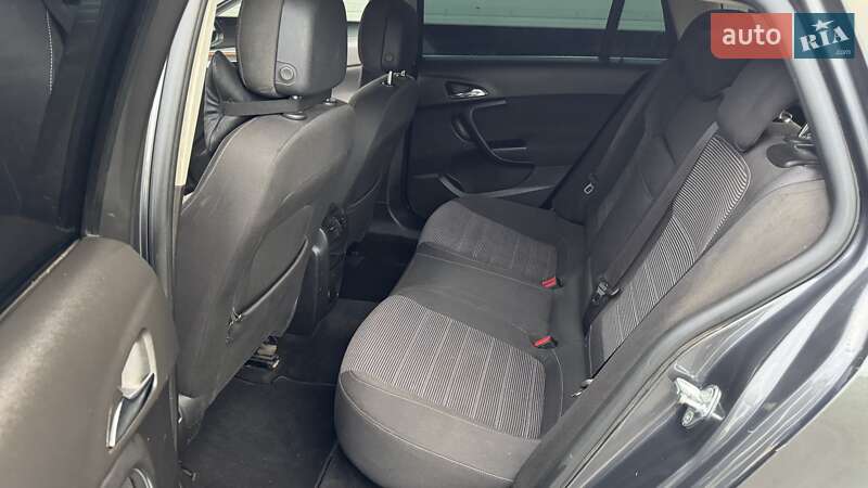 Универсал Opel Insignia 2012 в Киеве