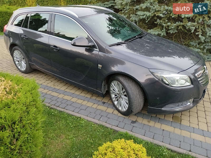 Універсал Opel Insignia 2013 в Львові