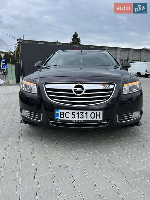 Универсал Opel Insignia 2011 в Львове
