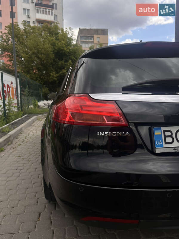 Универсал Opel Insignia 2011 в Львове