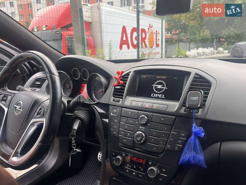 Универсал Opel Insignia 2011 в Львове