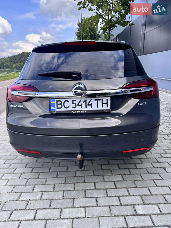 Універсал Opel Insignia 2015 в Львові