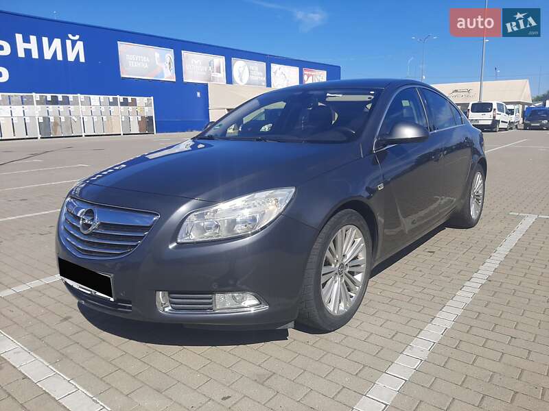 Ліфтбек Opel Insignia 2012 в Хусті