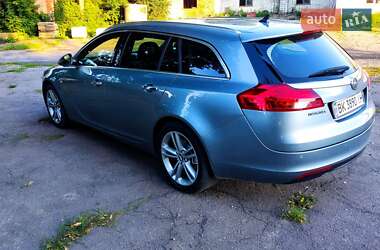 Универсал Opel Insignia 2011 в Ровно