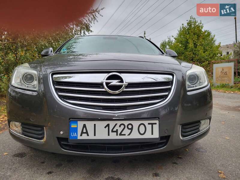 Універсал Opel Insignia 2009 в Вишгороді