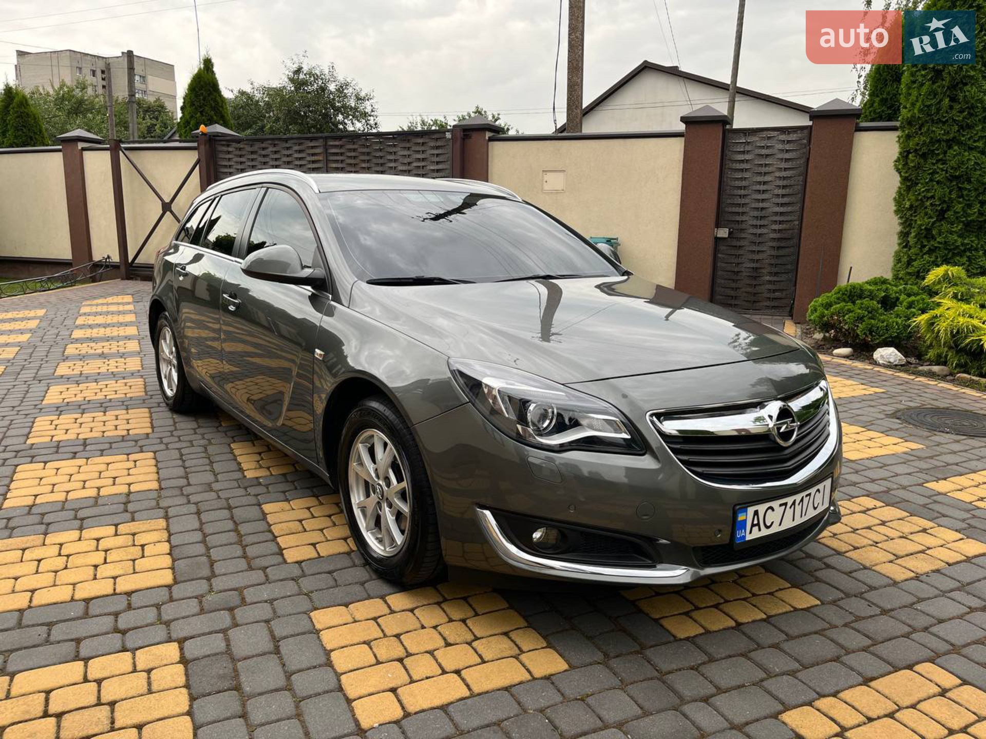 2017 Opel Insignia - мініатюра 10